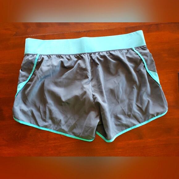 CRANE dry quick pink and gray exercize shorts - Picture 1 of 4